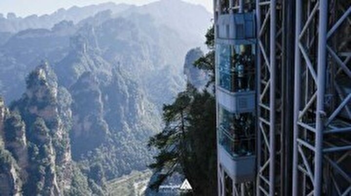 بلندترین آسانسورهای شیشه ای در جهان